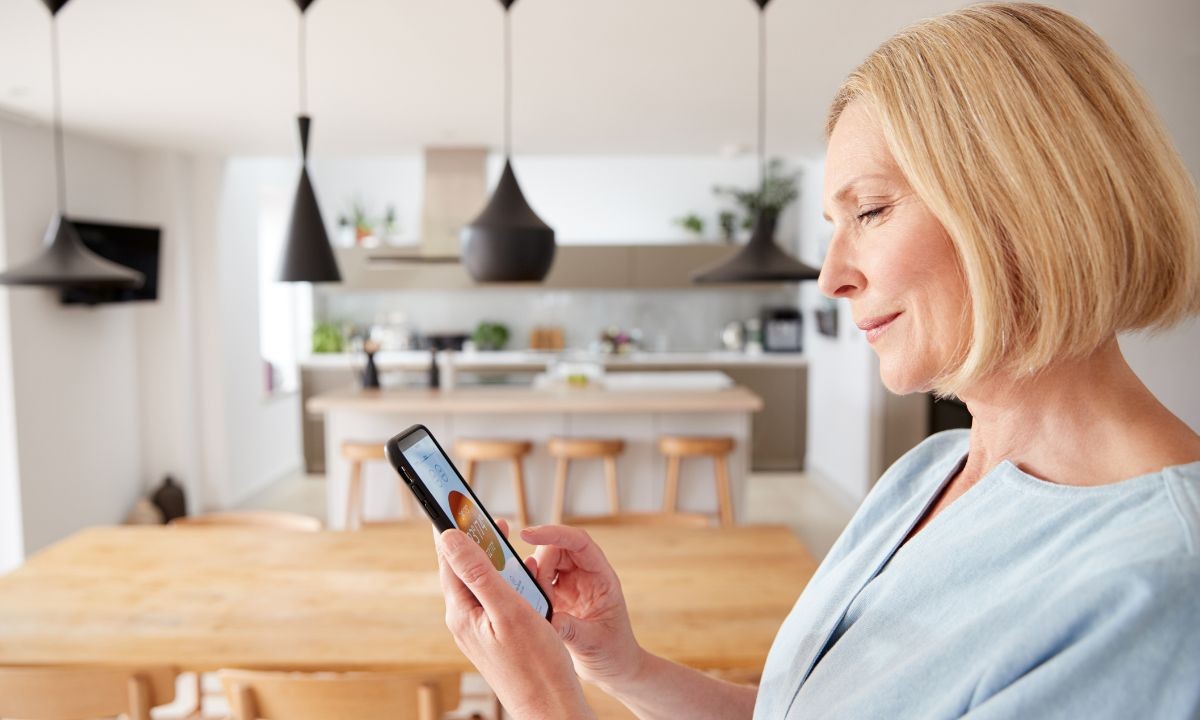 elderly women on phone