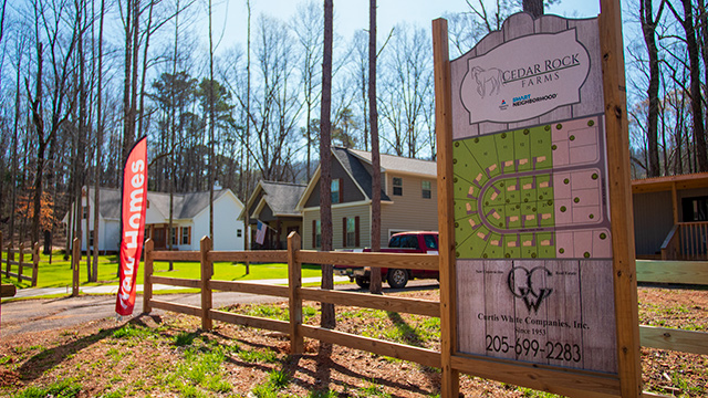 Father and daughter continue decades-old partnership with Alabama Power to build energy-efficient homes.