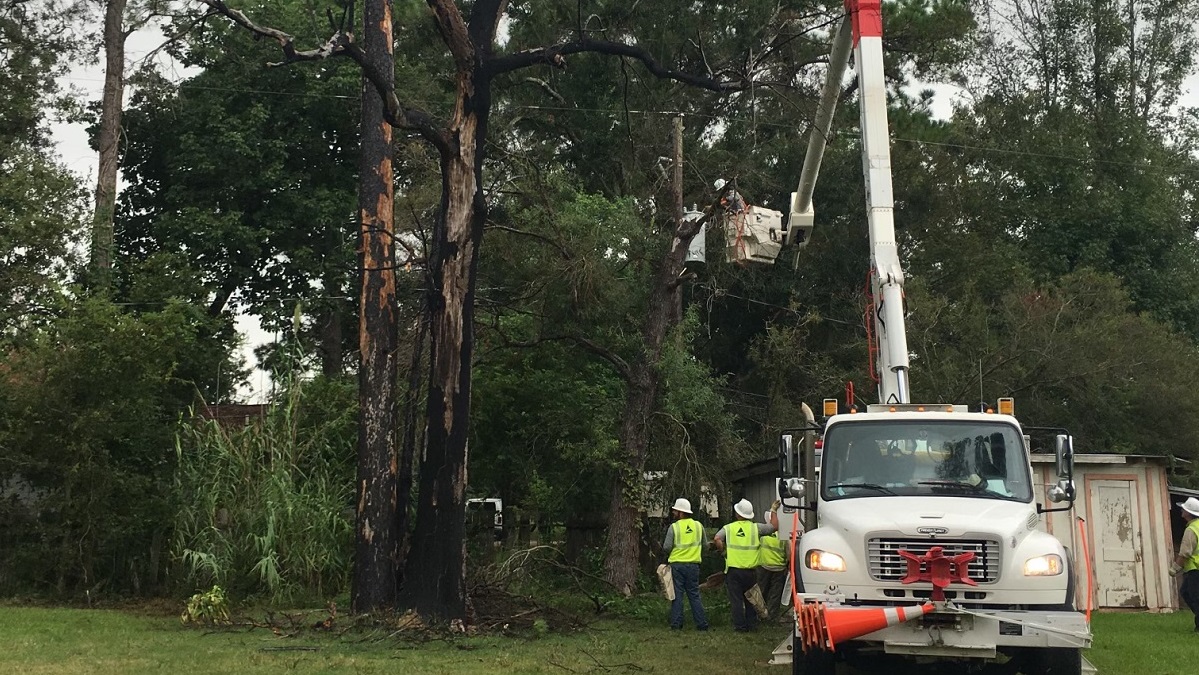 About 400 company and contract workers restored power to CenterPoint Energy customers.