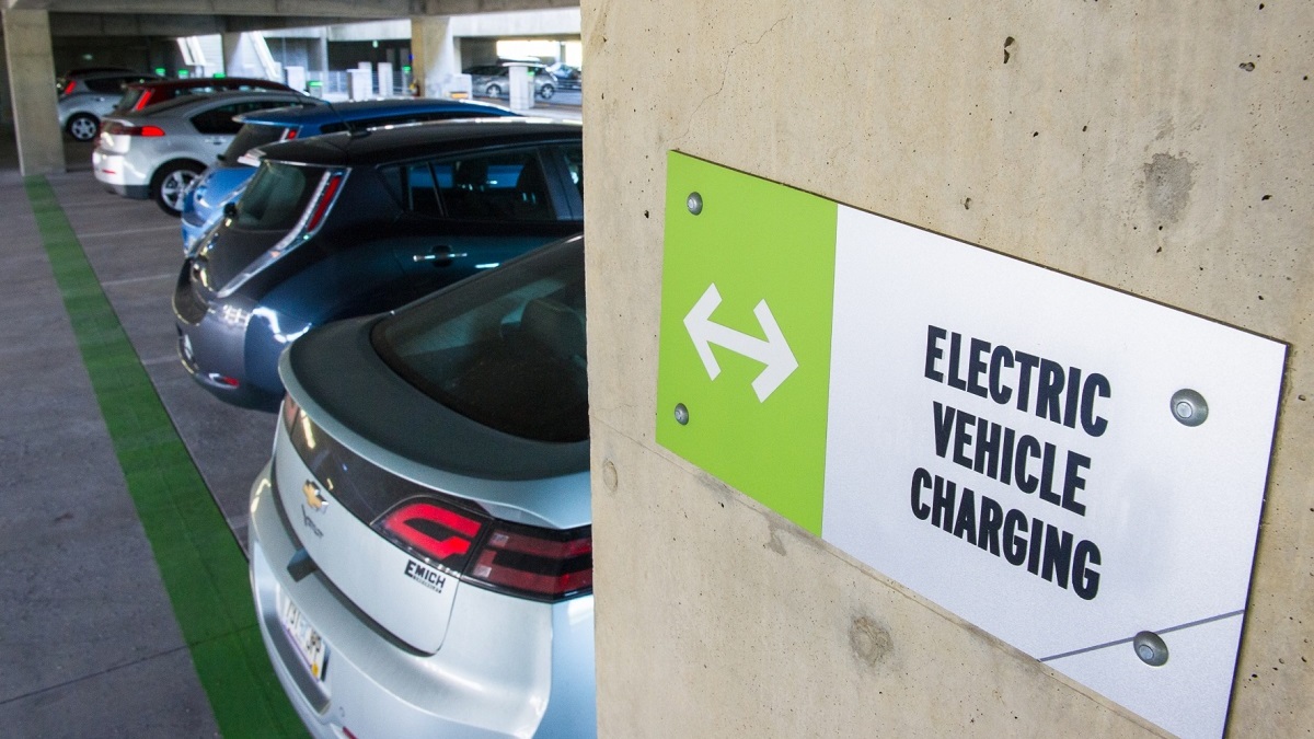 Events will help bring consumers up to speed about EVs.