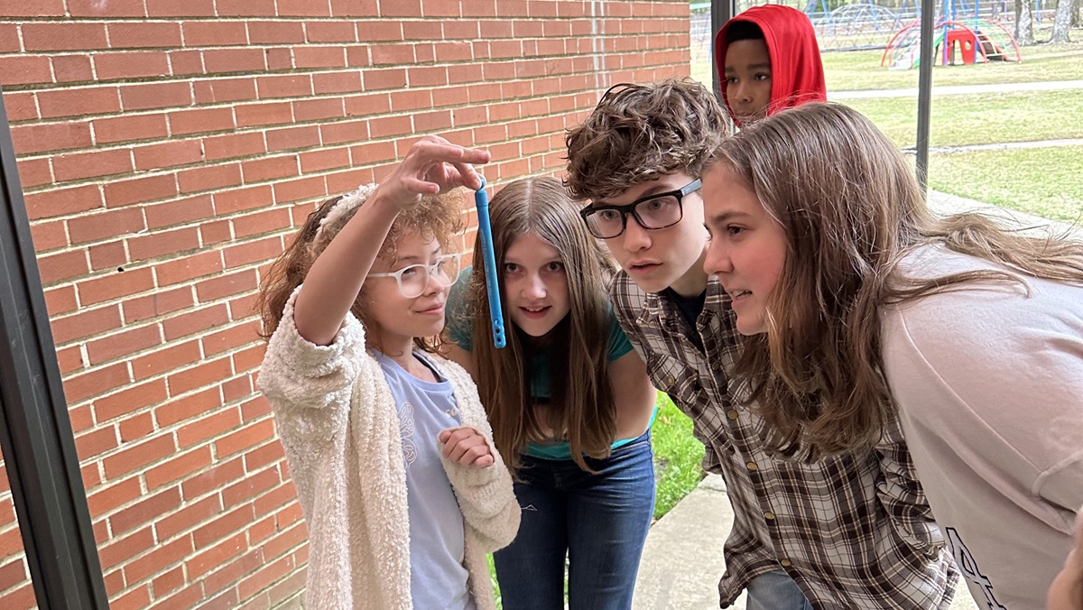 Gadsden City Schools used an Alabama Power Students to Stewards Grant to teach students at two schools about water quality.