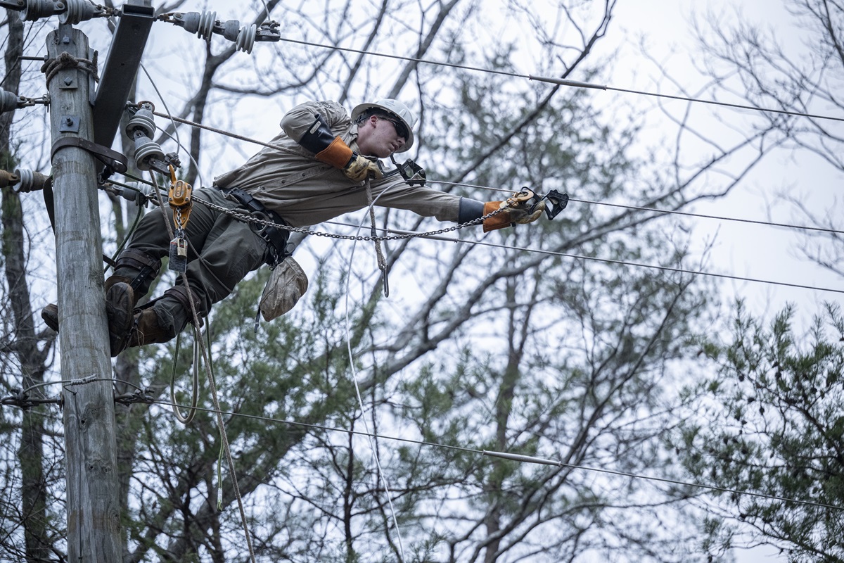 High winds, storms and tornadoes caused power outages throughout Alabama and Alabama Power crews and technology met the challenge.