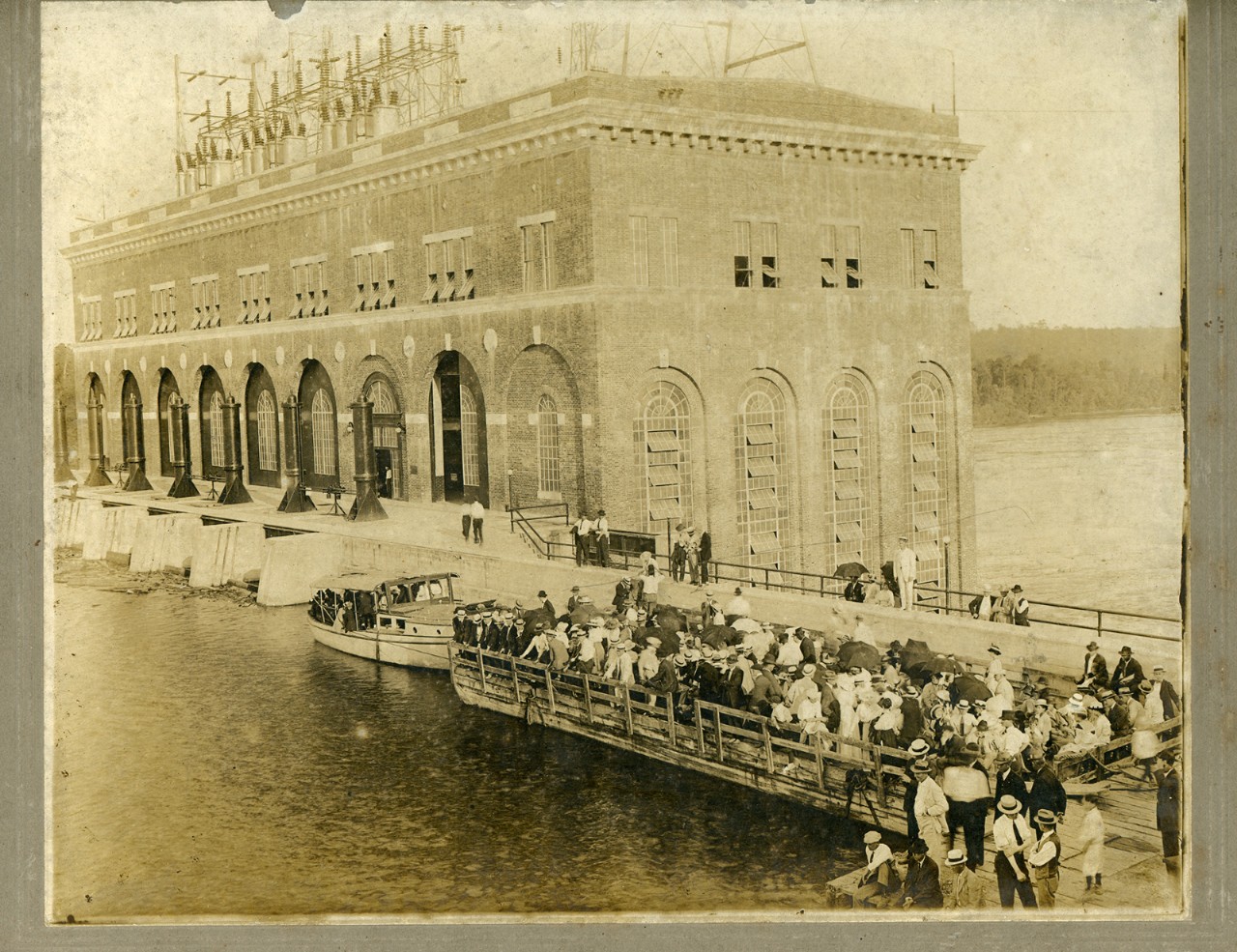 Lay dam's grand opening.